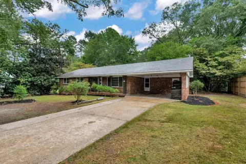 271 E 5th Ave, Winder, GA 30680