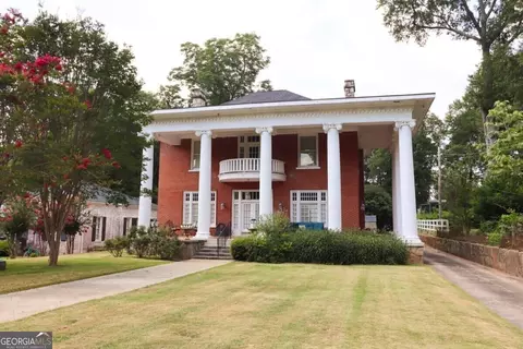 51 Temple Ave, Newnan, GA 30263