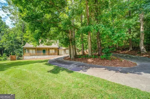 205 Riverbend Dr, Covington, GA 30014