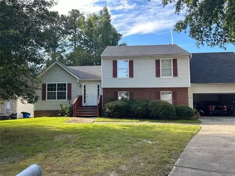 2880 Kayla Ct, Atlanta, GA 30349