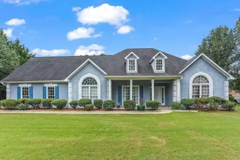 141 Cobblestone Cv, Sharpsburg, GA 30277