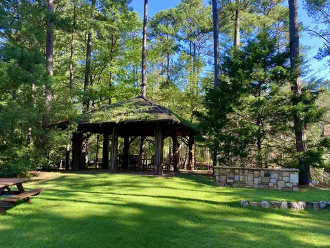 306 Lakeshore Dr, Lagrange, GA 30240 photo 4