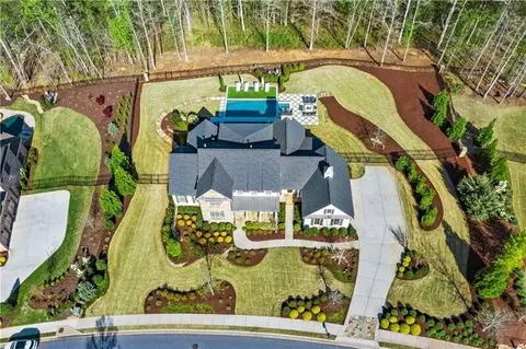 1017 Summit View Ln, Milton, GA 30004