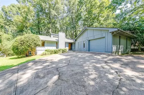 150 Austin Dr, Athens, GA 30606