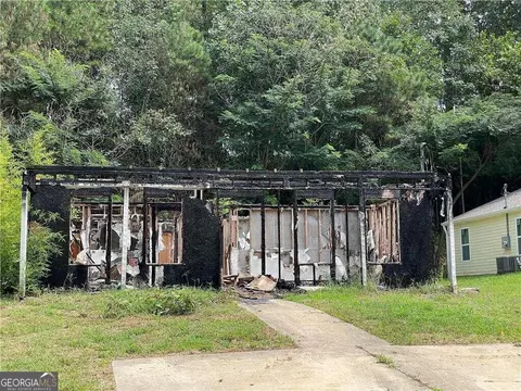 6110 Forrest Ave, Union City, GA 30291