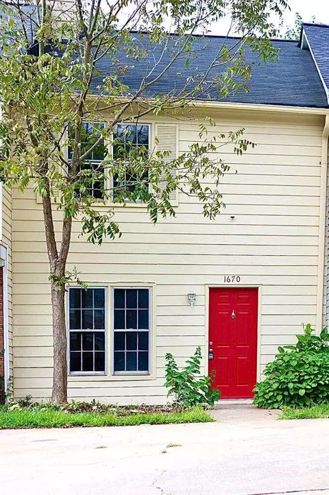 1670 Winchester Way SE, Conyers, GA 30013