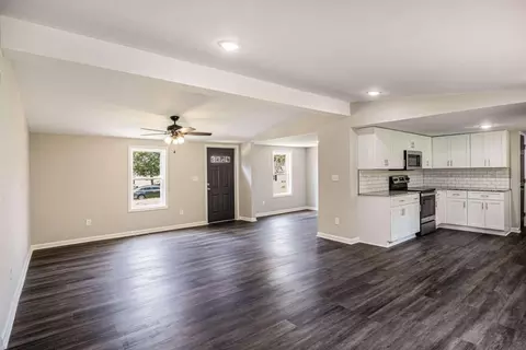 307 Pine Cir, Bowdon, GA 30108 photo 6