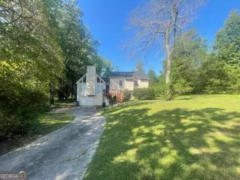 364 Stoker Rd, Dallas, GA 30132
