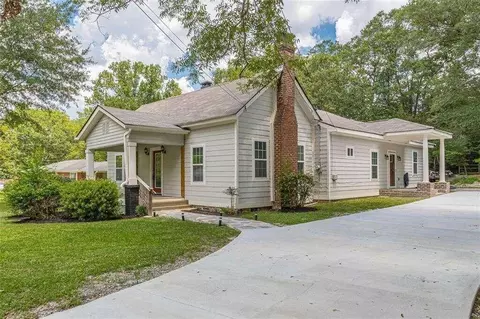 1181 Lakeview Dr NW, Conyers, GA 30012