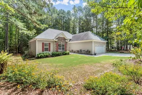 6930 Fletcher Dr, Winston, GA 30187