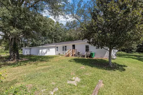 329 Pine Cir, Bowdon, GA 30108 photo 2