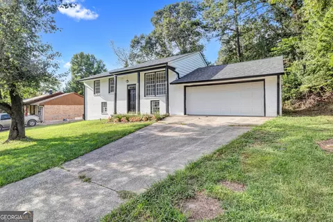414 Lady Guinevere Way, Jonesboro, GA 30236
