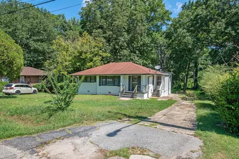 1206 Stoneybrook Rd, Forest Park, GA 30297