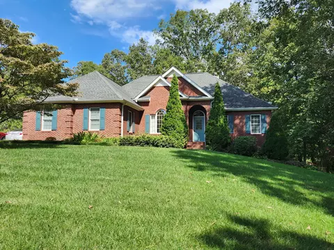 223 Windrose Meadows Ln, Clarkesville, GA 30523