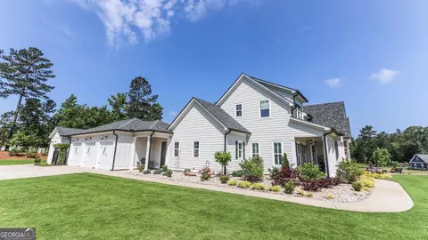 165 N Cove Dr, Newnan, GA 30263