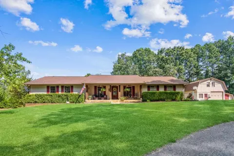 49 Russell Rd, Lawrenceville, GA 30043