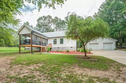 409 Tussahaw Point Dr, Jackson, GA 30233