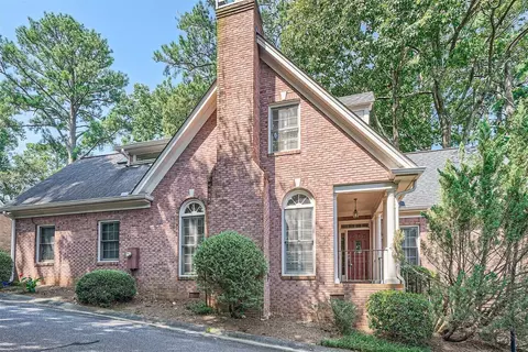 1475 Woodshire Dr, Decatur, GA 30033
