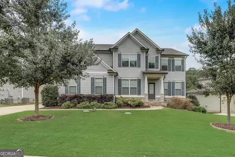 9215 Hollywood Dr, Gainesville, GA 30506