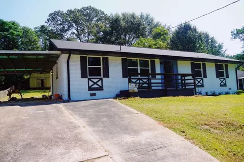 8258 Queens Dr, Jonesboro, GA 30238