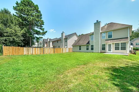1133 Oak Hollow Ln, Hampton, GA 30228 photo 2
