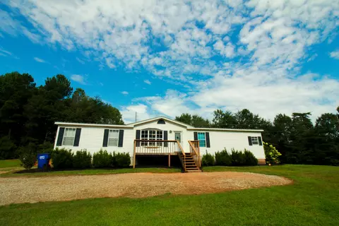 104 New Image Dr, Lula, GA 30554 photo 2
