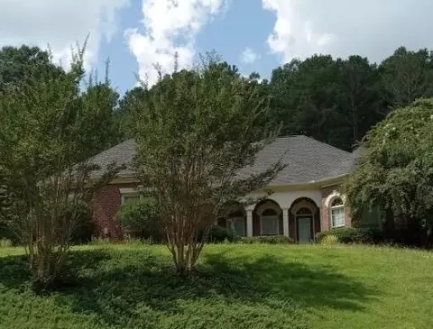2213 Talbott Ct, Conyers, GA 30012