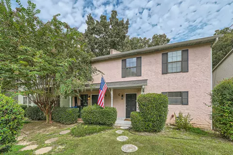 4197 Shallowford Rd #B, Atlanta, GA 30338