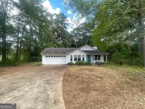 22 Matthews St, Senoia, GA 30276
