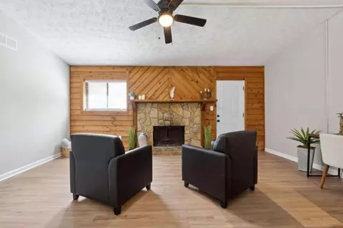 6836 Red Maple Dr, Rex, GA 30273 photo 9