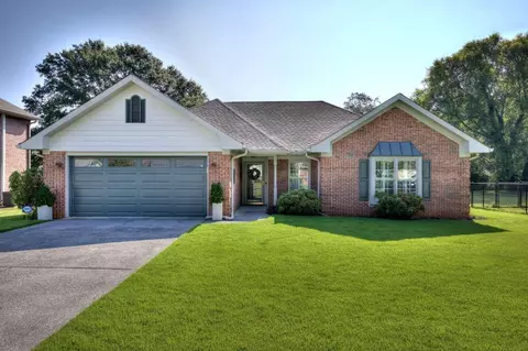 21 Cotton Bnd, Cartersville, GA 30120