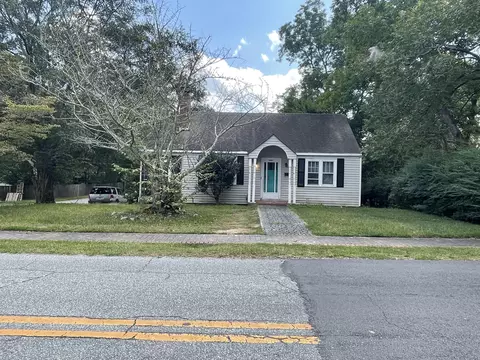 642 Greenwood St, Barnesville, GA 30204