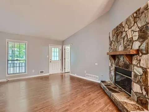 1237 De Leon Ct, Clarkston, GA 30021 photo 9