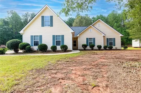 25 Hidden Brook Trl, Newnan, GA 30265