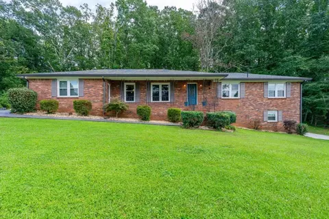 1854 Starlight Dr, Marietta, GA 30062