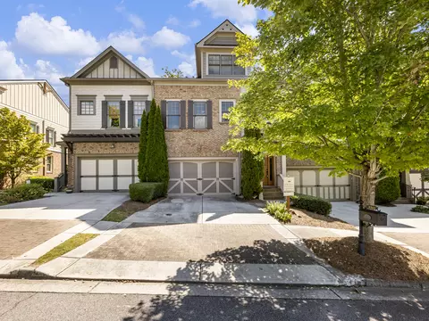 6943 Fellowship Ln, Flowery Branch, GA 30542