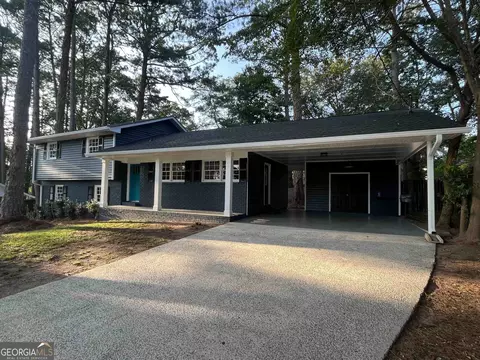 1432 Graceland Ct, Morrow, GA 30260