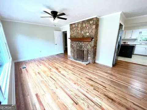 208 Penn Ave, Dublin, GA 31021 photo 2