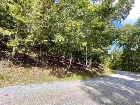 1272 Fleur Ln, Ellijay, GA 30540