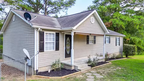 6 Lake Park Dr NW, Rome, GA 30165