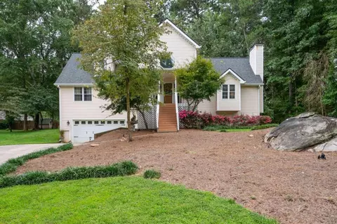 34 Picketts Forge Dr E, Acworth, GA 30101