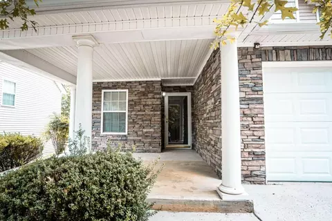 5725 Sable Bay Pt, Atlanta, GA 30349