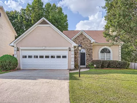 2817 Manor Glen Ln, Suwanee, GA 30024