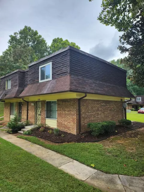 229 Peyton Pl SW, Atlanta, GA 30311