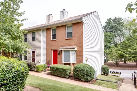 224 High Creek Dr, Roswell, GA 30076