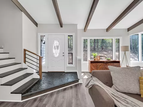 205 Aspen Blf, Roswell, GA 30075