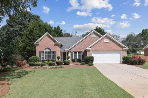 7615 Paddocks Mill Dr, Cumming, GA 30041