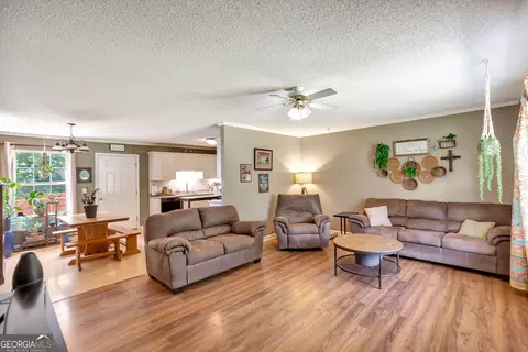 101 Lesley Rd, Pelzer, SC 29669 photo 3