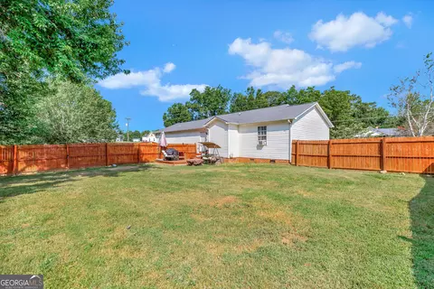 101 Lesley Rd, Pelzer, SC 29669 photo 2
