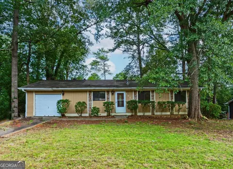 4442 Denise Dr, Decatur, GA 30035